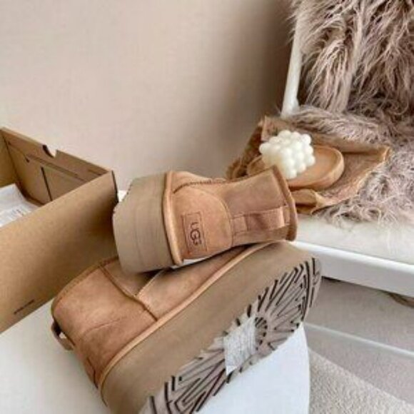 UGG Chestnut Brown Classic Ultra Mini Platform Boot - Picture 4 of 5